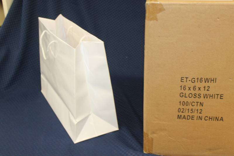 100 heavy duty gift bags.