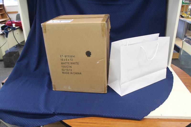 100 heavy duty gift bags