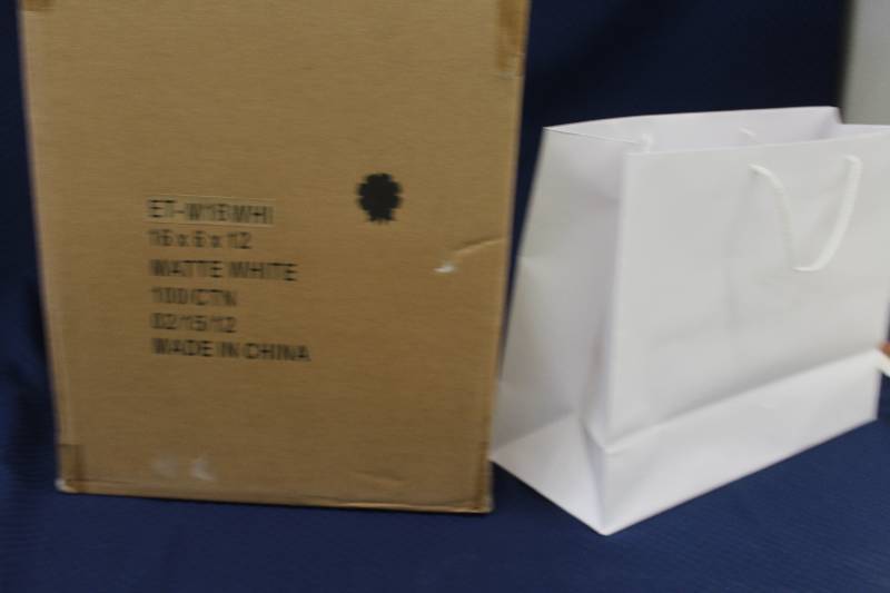 100 heavy duty gift bags