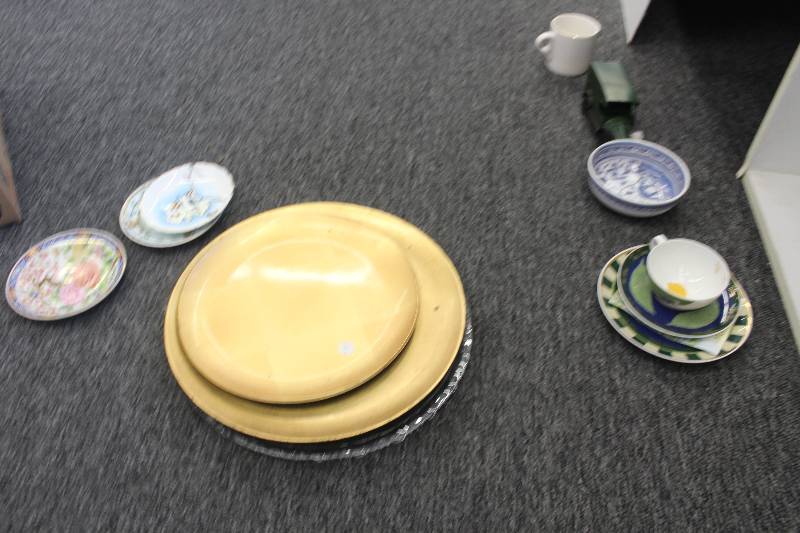 Misc. porcelain dishes and serving platters