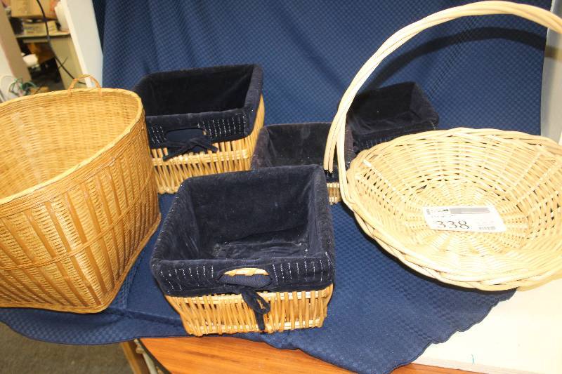 4 stacking baskets wvelvet lining, 1 tabletop decorative basket, 1 laundry basket
