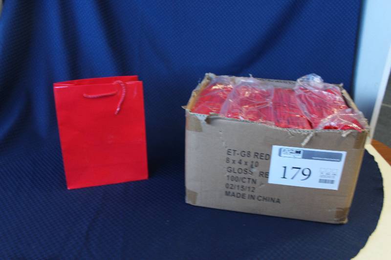 100 gift bags