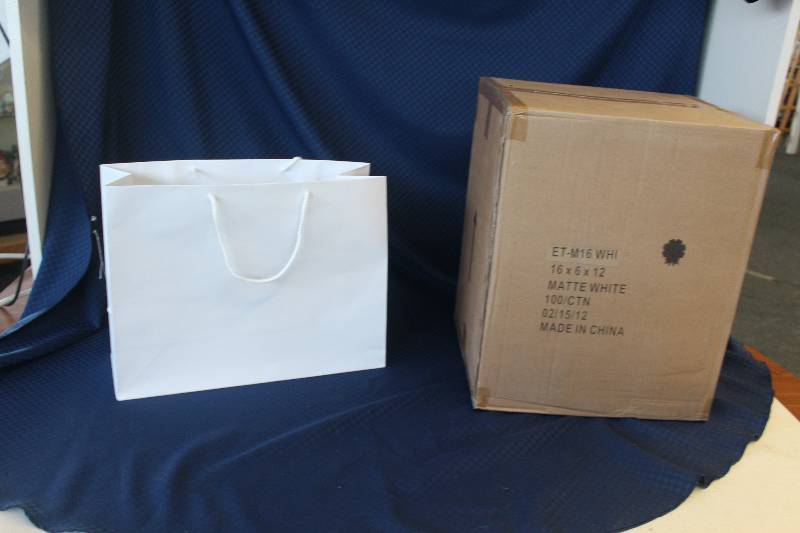 100 heavy duty gift bags
