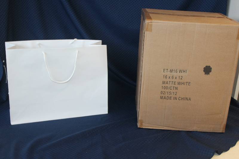 100 heavy duty gift bags