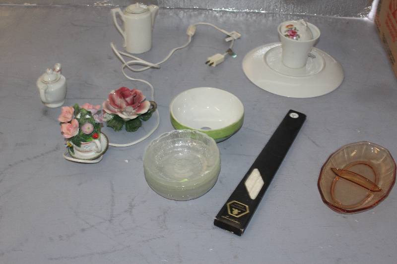 Italian Capodimonte rose and decorative pieces