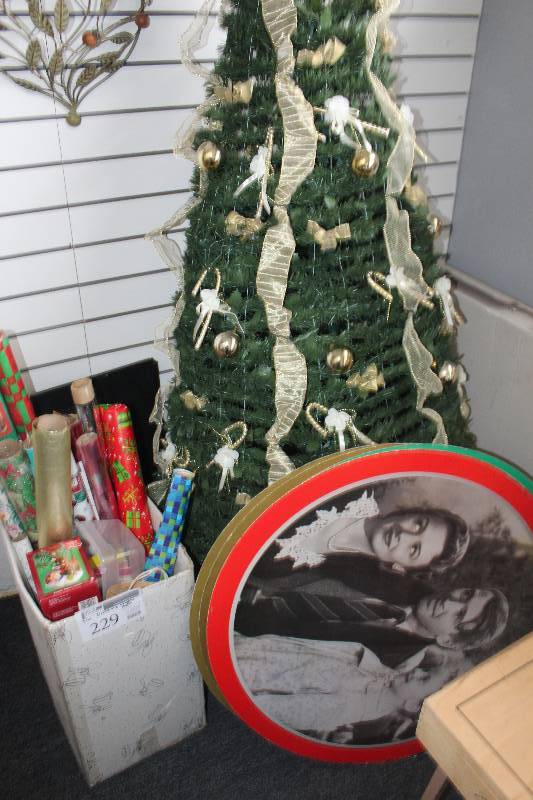 4 pieces of holiday decorations include cutout from the movie Its a Wonderful Life starring James Stewart