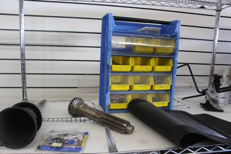 Funnels, gear rod, scissor jack and new car mats