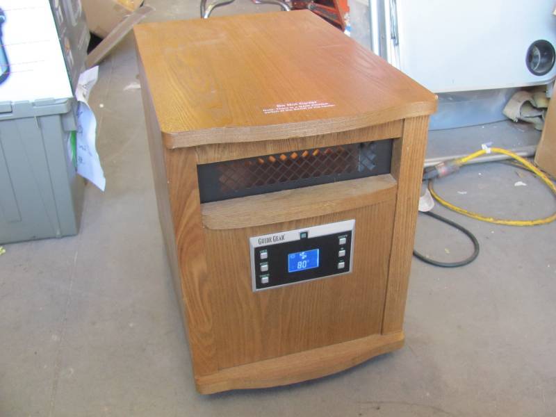 lot 36 image: Portable Infrared Heaters