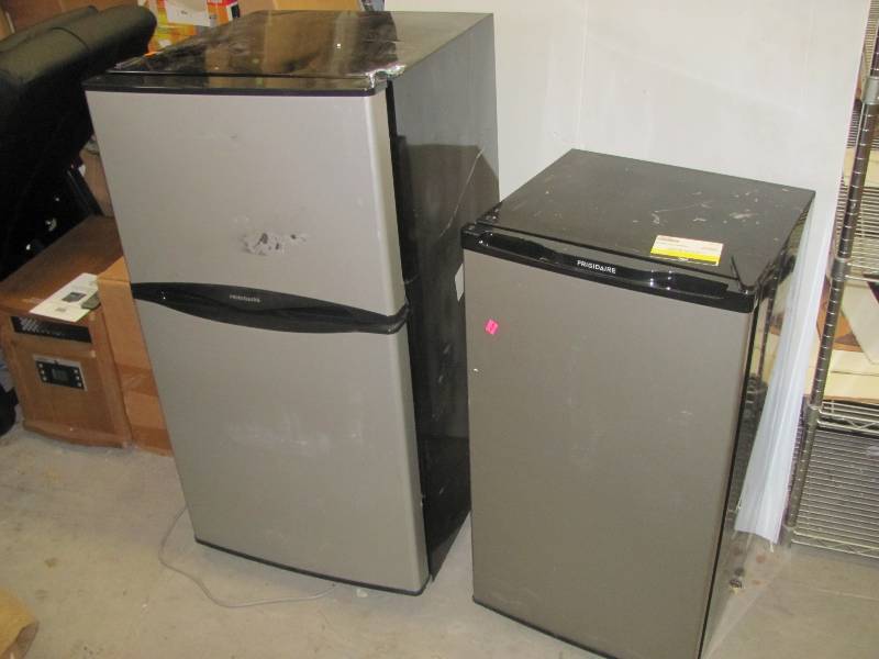 lot 91 image: Compact Refrigerators