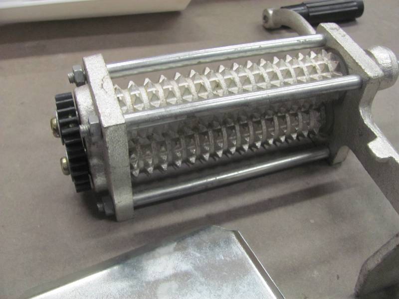 lot 100 image: Meat Tenderizers