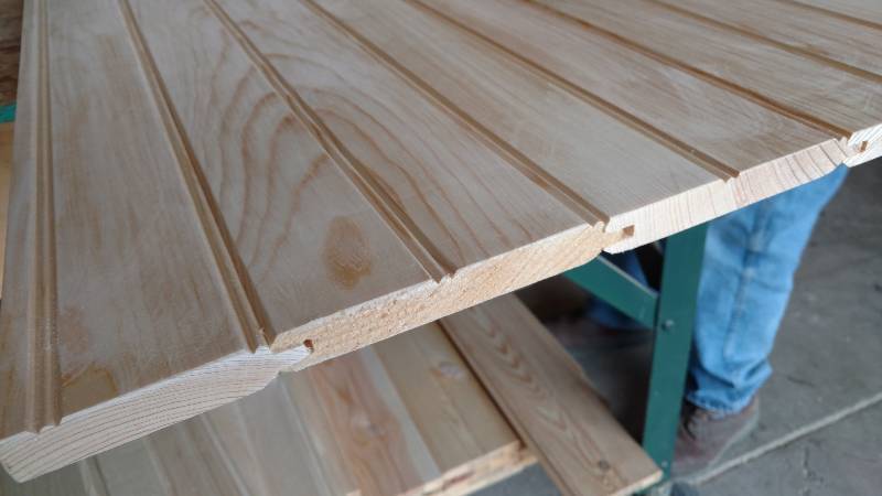 lot M145852 image: 1x6x10 Pine Tongue and Groove