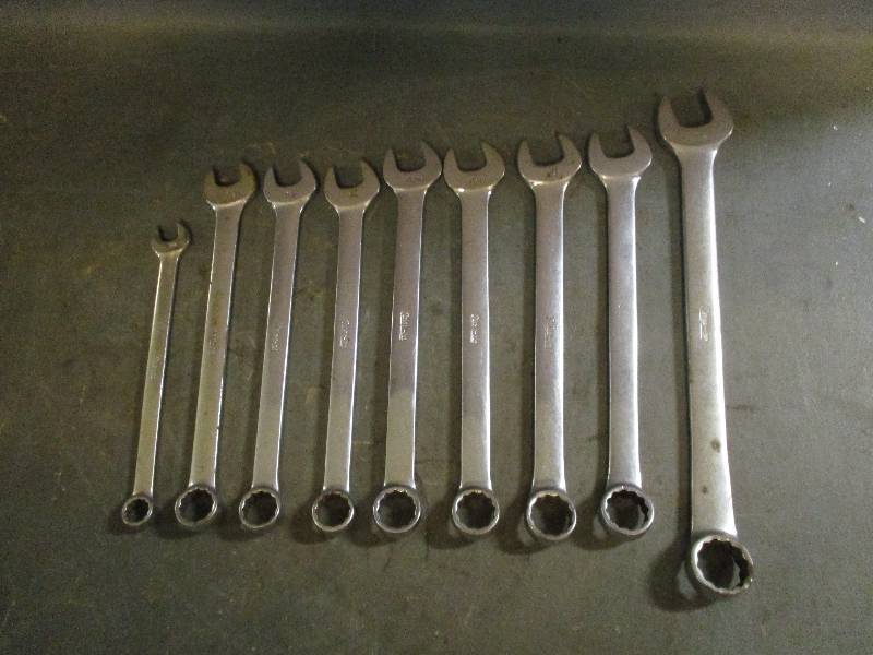 lot 3 image: Combination Wrenches