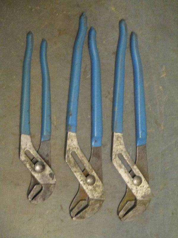 lot 17 image: Channellocks