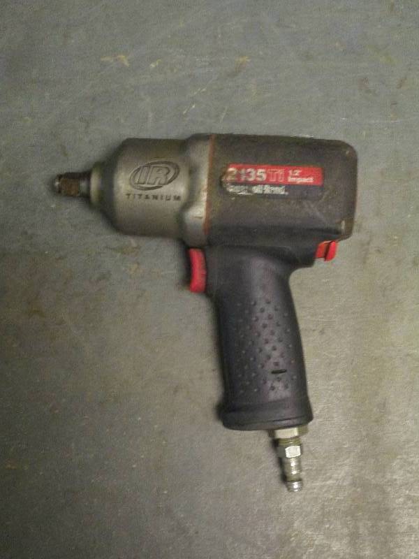 lot 18 image: Impact Wrench