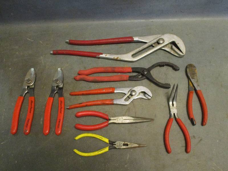 lot 19 image: Tool Assortment