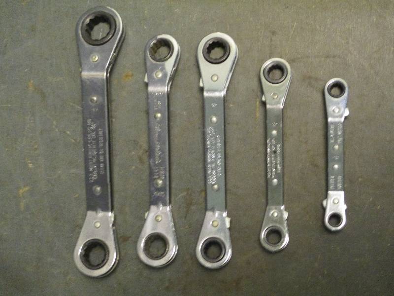 lot 20 image: Ratcheting Box End Wrenches
