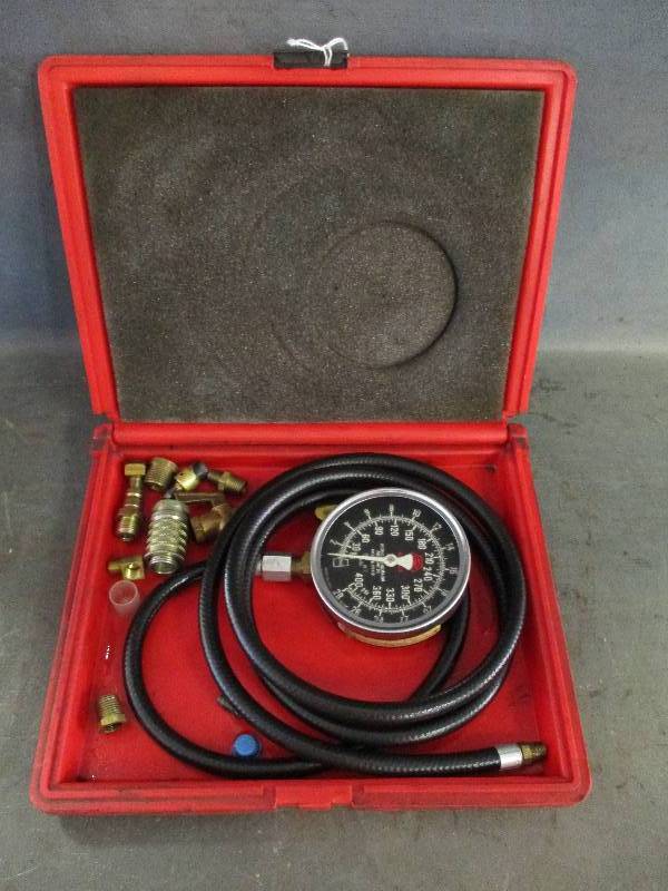lot 45 image: Pressure Tester Kit