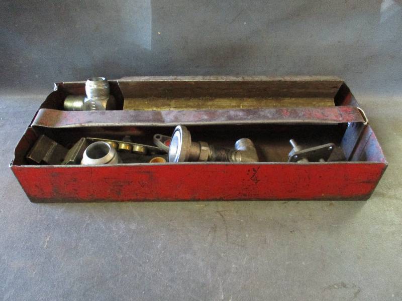 lot 53 image: Tool Tray & Tools
