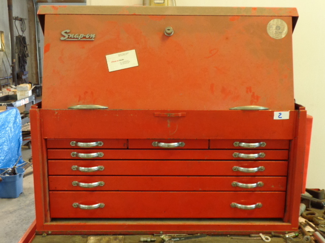 lot 2 image: Tool Box