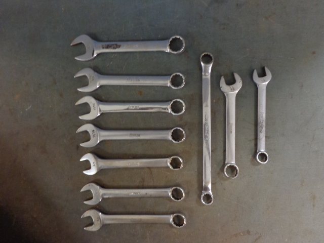 lot 121 image: Combination Wrenches
