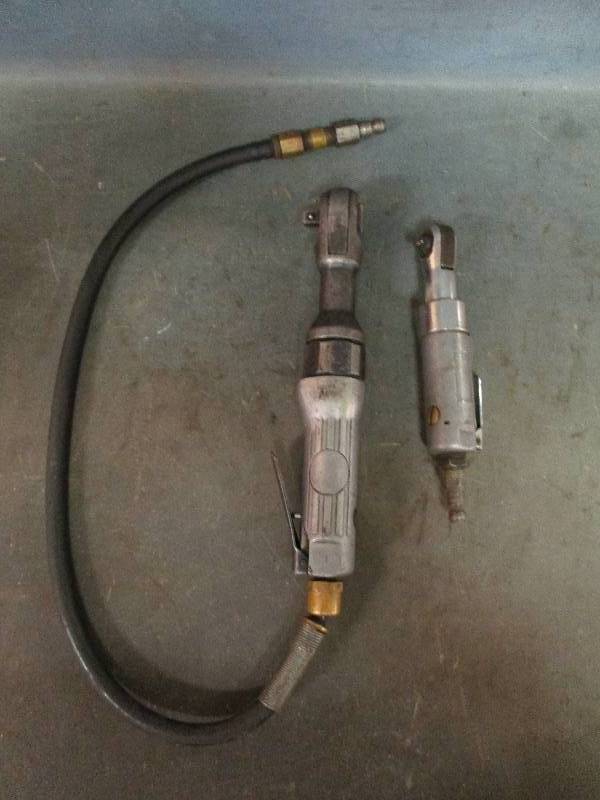 lot 129 image: Air Tools