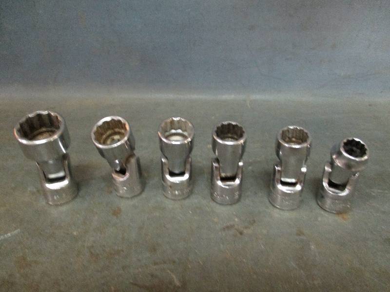 lot 130 image: Metric Snap-On Swivel Sockets