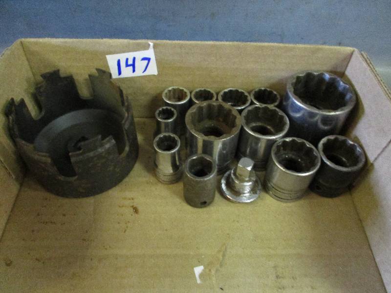 lot 147 image: Snap-On Socket & More