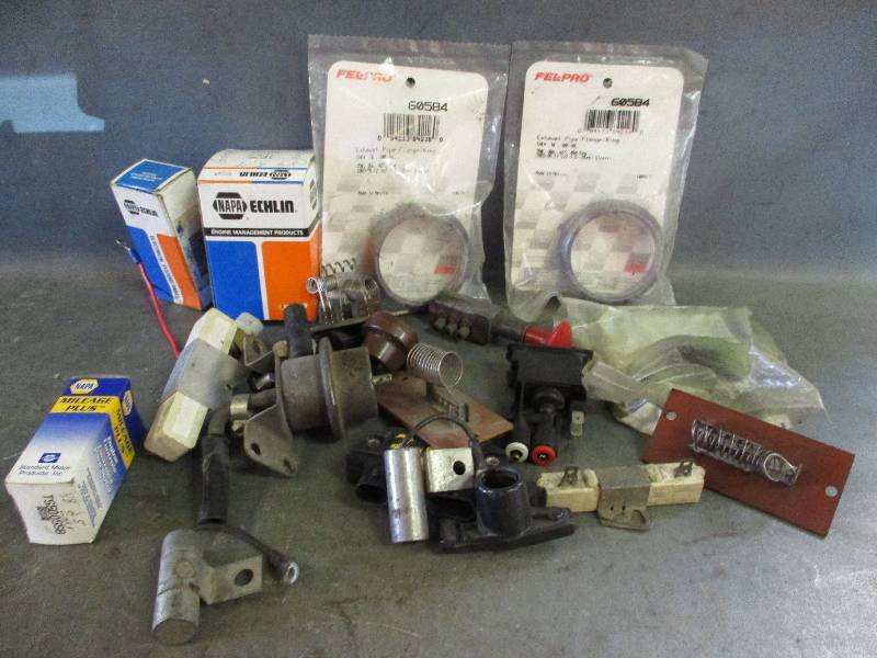 lot 164 image: Engine Parts