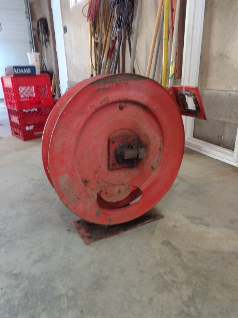lot 261 image: Hose Reel