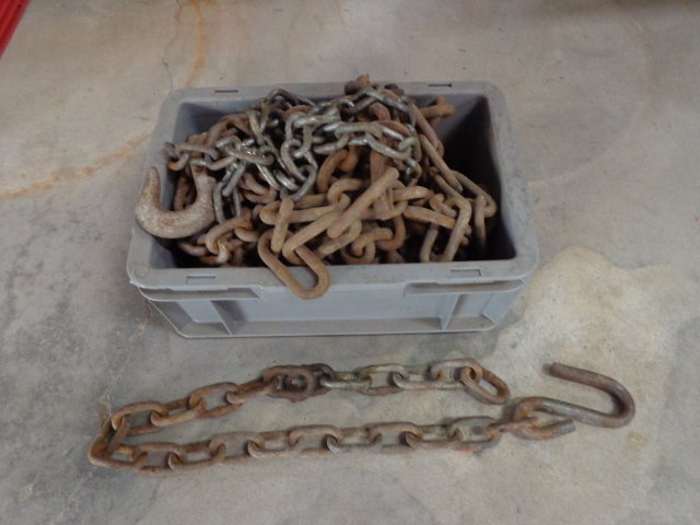 lot 267 image: Bin Full Of Chain Pieces
