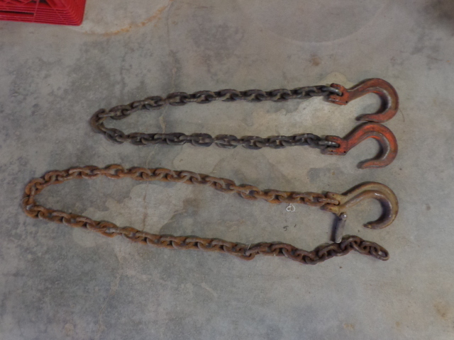 lot 269 image: 2 Chains