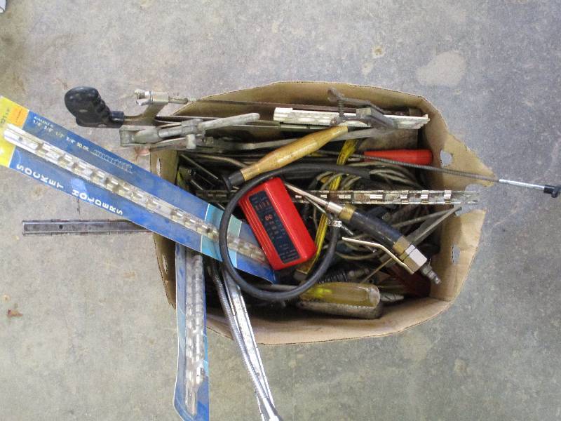 lot 203 image: Assorted Tools