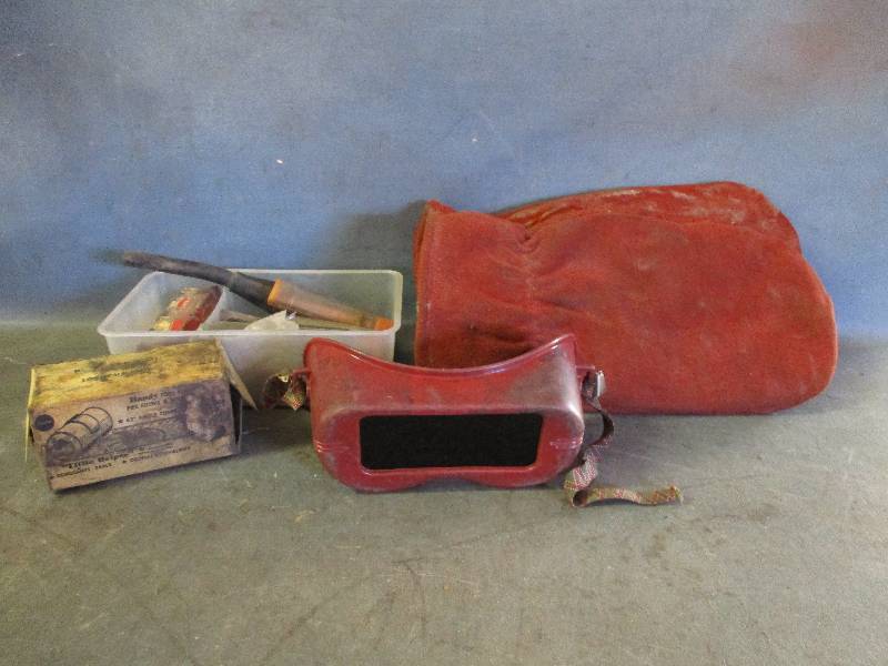 lot 247 image: Welding Materials