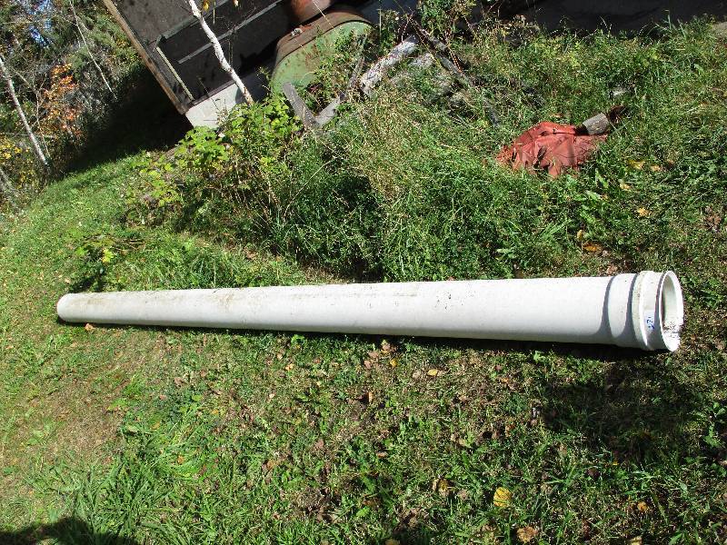 lot 271 image: Plastic Pipe