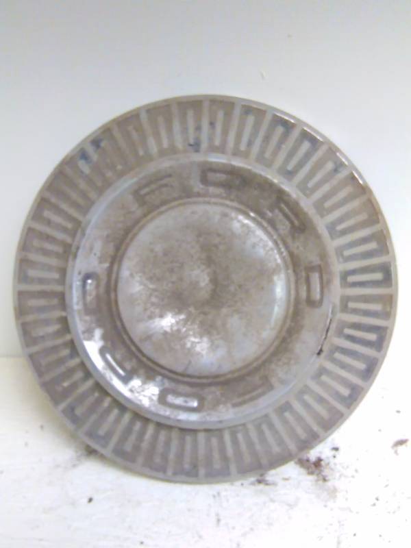Vintage Ford Hubcap (vehicle of origin is unknown)