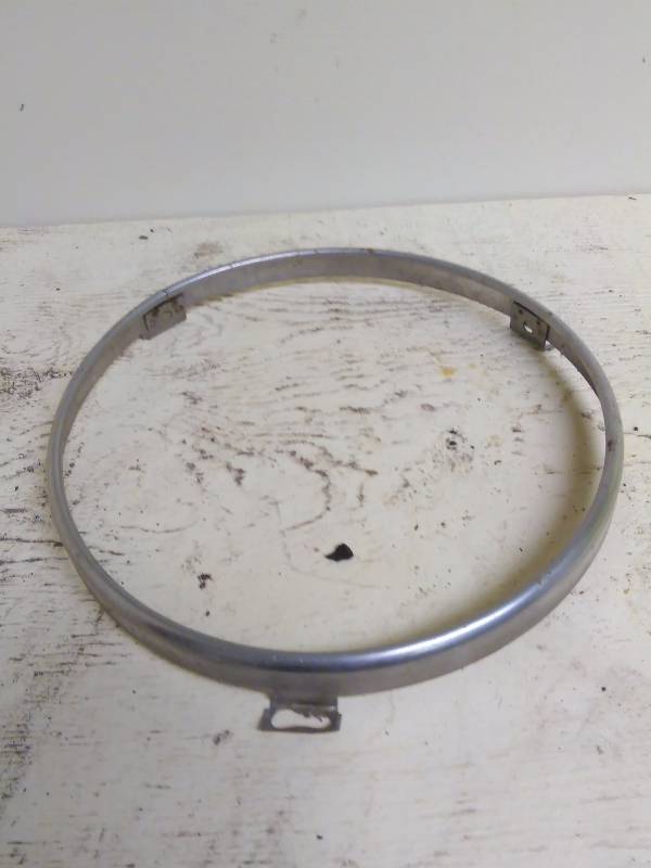 7, round headlight trimbezel