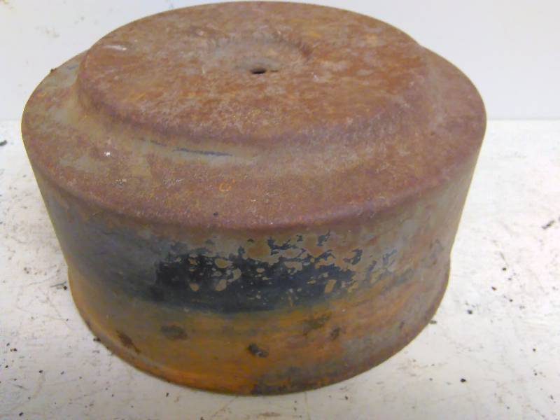 Air filter housing, very vintage