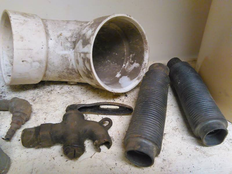 Misc. bucket of plumbing parts