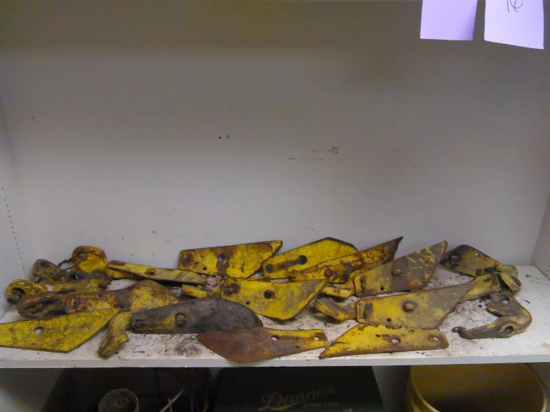 Yellow cultivator teeth