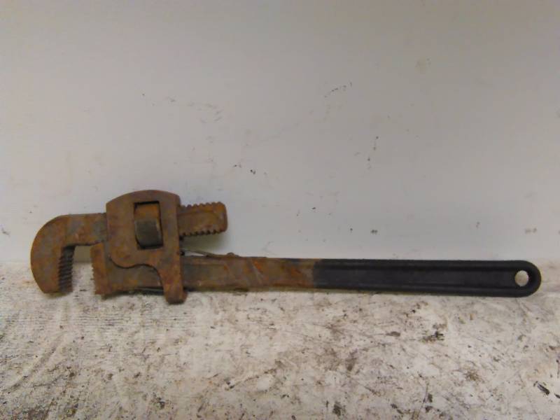 Vintage 16 pipe wrench
