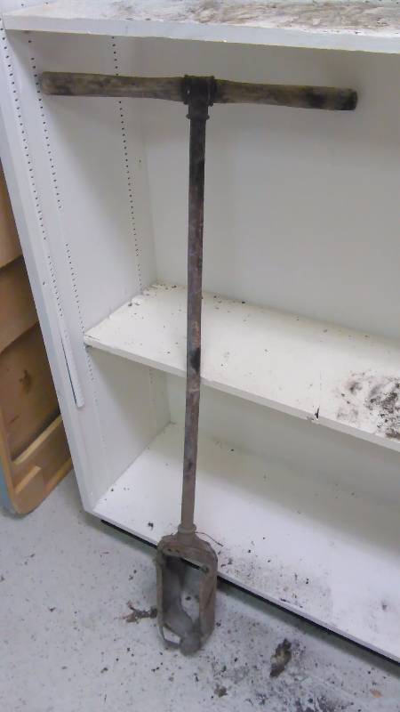 Manual Post Hole Digger