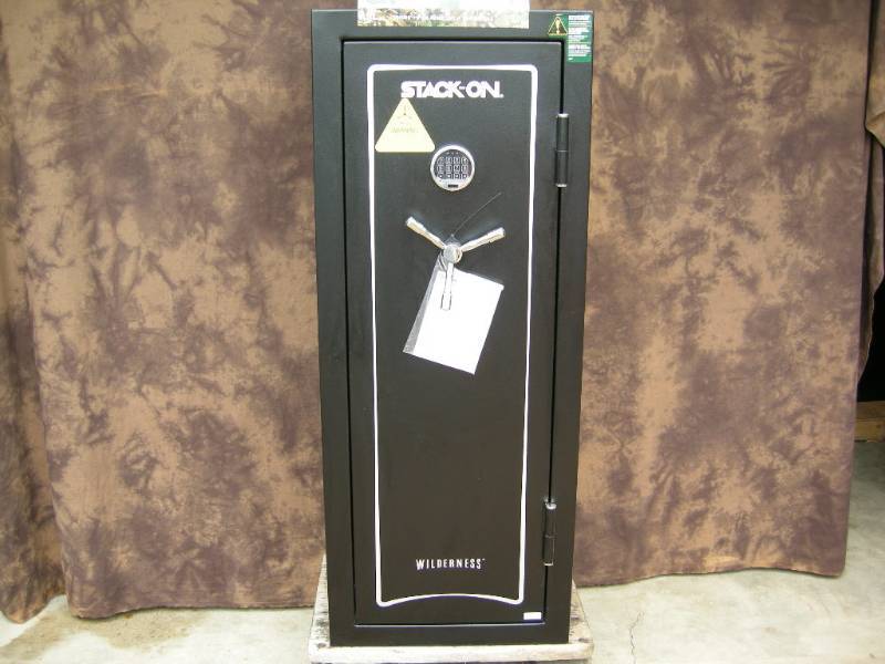lot 2 image: Elite 22 Gun Safe Electronic Lock