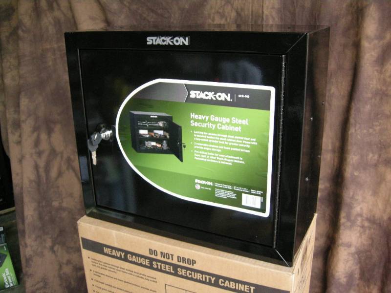 lot 20 image: Steel Security Ammo Cabinet
