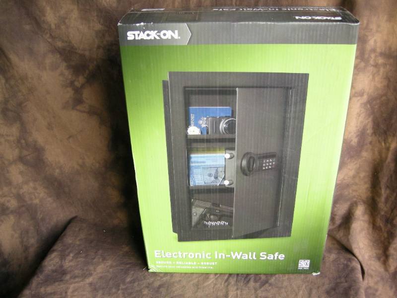 lot 26 image: Electronic In Wall Safe