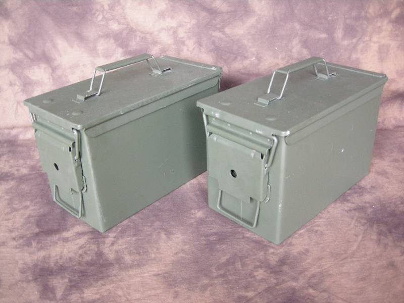 lot 47 image: 2 Ammo Boxes