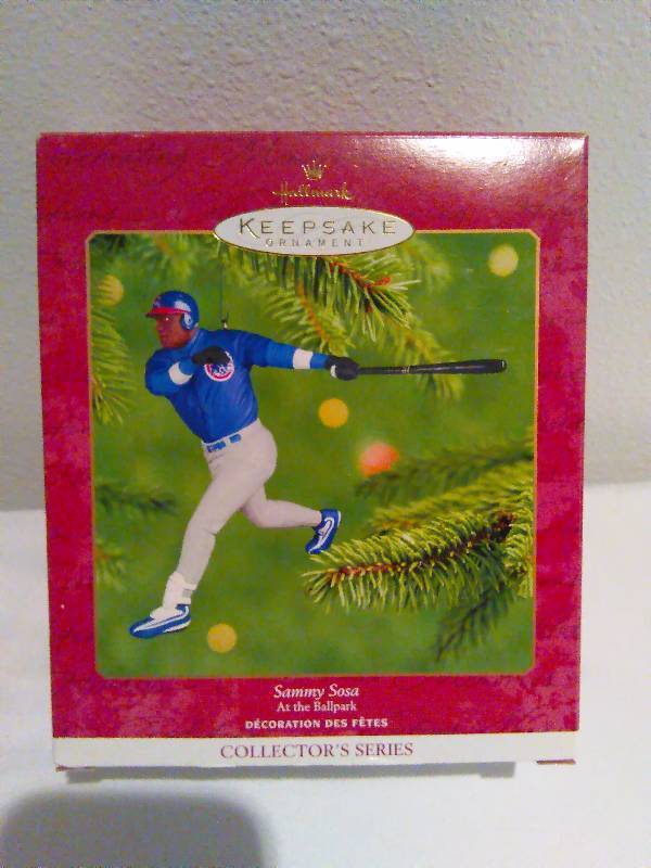 lot 74 image: Hallmark Collectors Ornament, New in Box, Sammy Sosa, Chicago Cubs