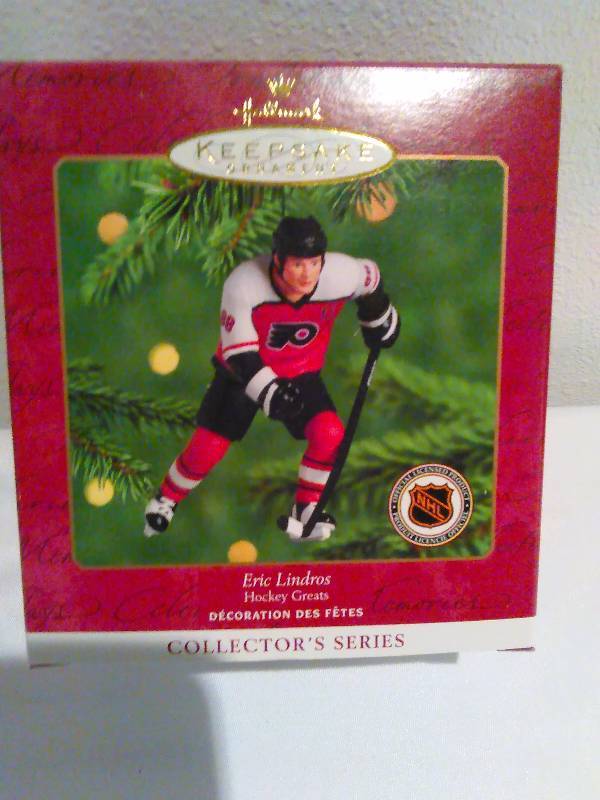lot 77 image: Hallmark Collectors Ornament, New in Box, NHL, Eric Lindros, Philadelphia Flyers