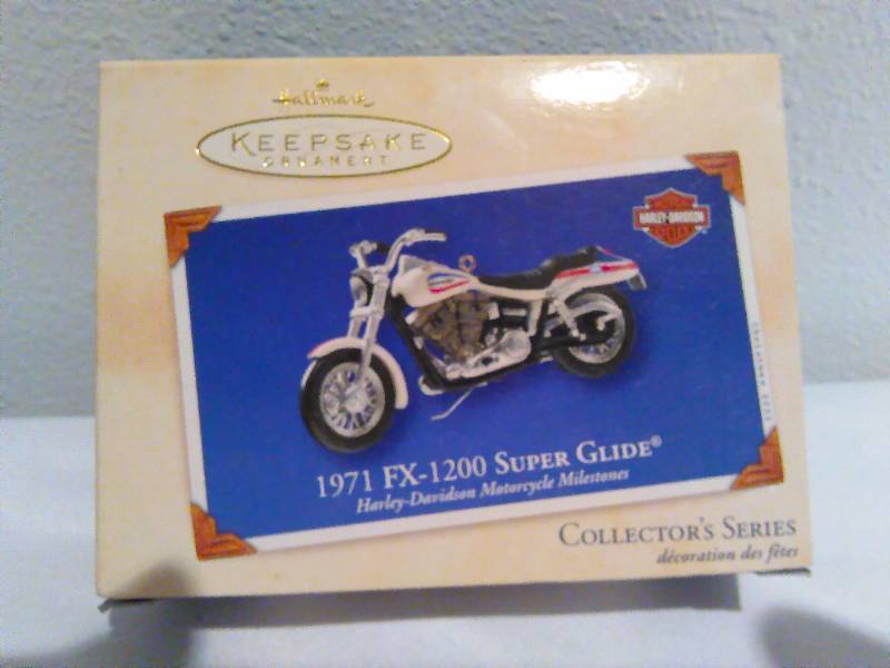 lot 90 image: Hallmark Collectors Ornament, New in Box, 1971, FX-1200, Super glide, Harley Davidson