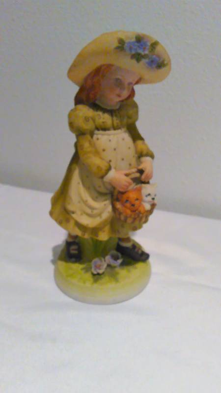 holly hobbie porcelain doll