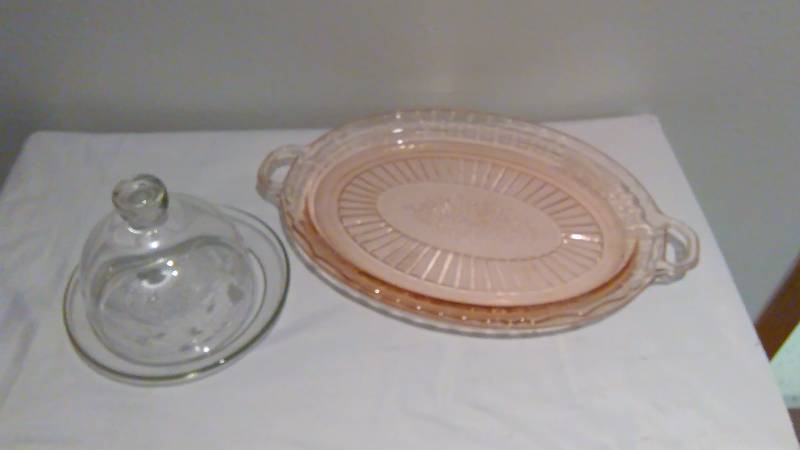 lot 119 image: Rose Pink Depression Glass handled Oval Platter  PRINCESS HOUSE HERITAGE CRYSTAL DISH